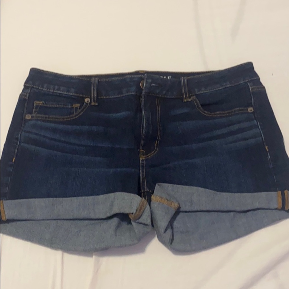 AE Midi Shorts NWOT